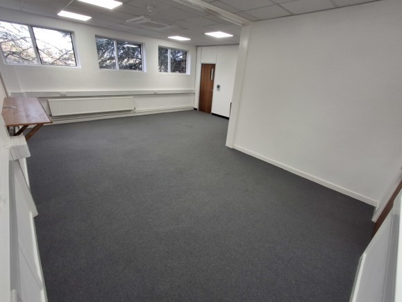 b17500ea eb82 4539 a1cd f55c0714b1c1_web