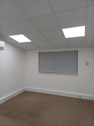 82450b3a 812d 4567 a9a4 16e49c00058f_web