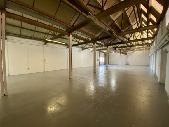 c3f01989 2946 4d24 b7ce dc2f104853d5_web