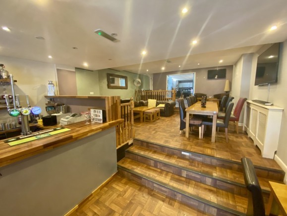 25dc2e94 014d 4253 86c1 3ae81732f542_web