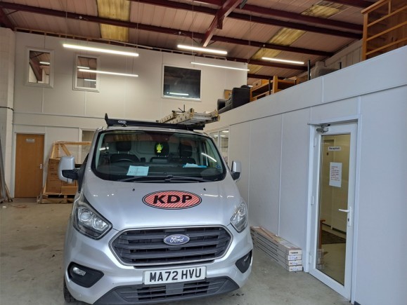 cd02f412 1be7 4dfd 8222 9db30949236f_web