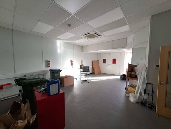 1c9a104e 358e 48f8 8f2c 7da1784298af_web