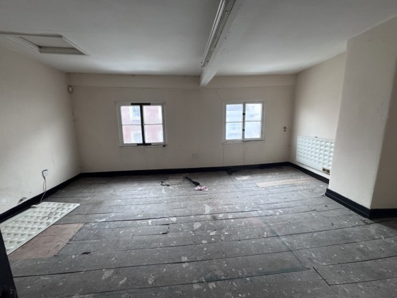 91a2e81c 5591 45af 82fe 00ef486af035_web