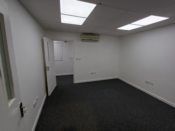 6773021c 086e 4877 88ce f15716a6e6a0_web