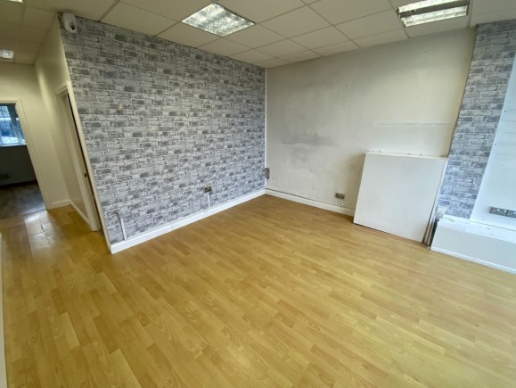 a8fa4885 31f4 4a2e abb7 872ae8103d7f_web