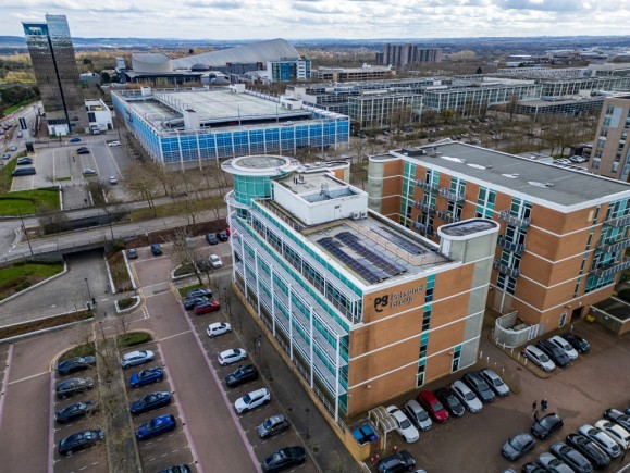 35eac1de 6b04 4bc7 b25f 8ee3c296a474_web