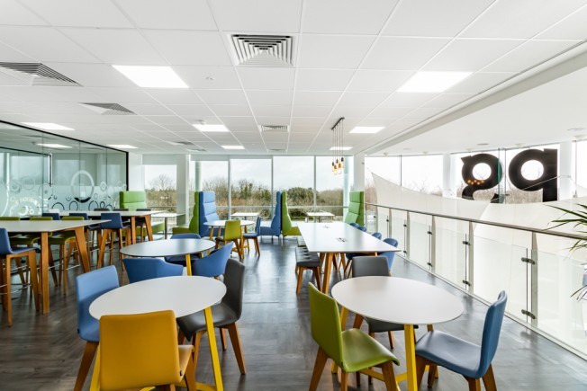 f0ed3ccb fd4b 45b3 804e 9a00fa1e0374_web