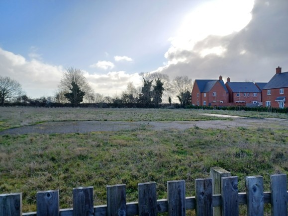 658a6373 3222 4c36 9fd1 42e3362e3d9d_web