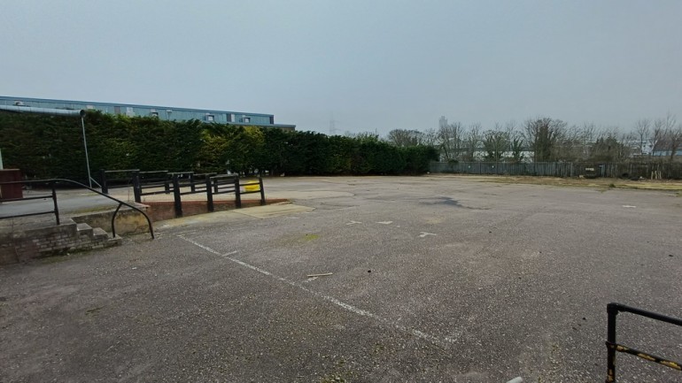 e13537dd 9b86 4e4f 86e4 ed02e27e48b1_web