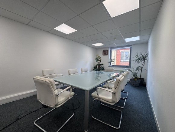 125d6205 3520 4a25 8f44 0ce89230ae0e_web