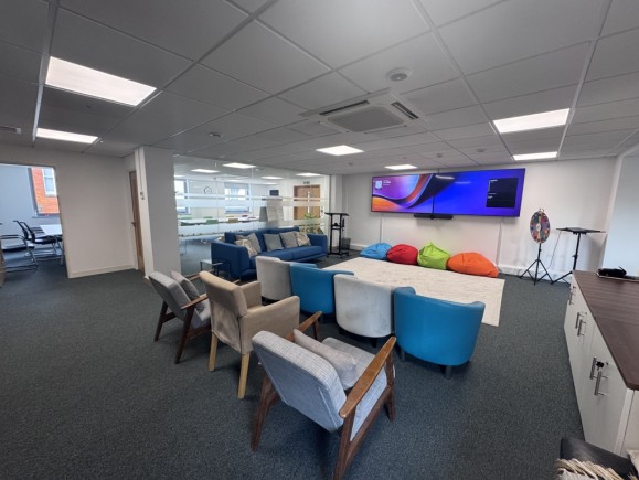 30e8aab3 4d77 4a3c a1e0 20d7a6e8102b_web