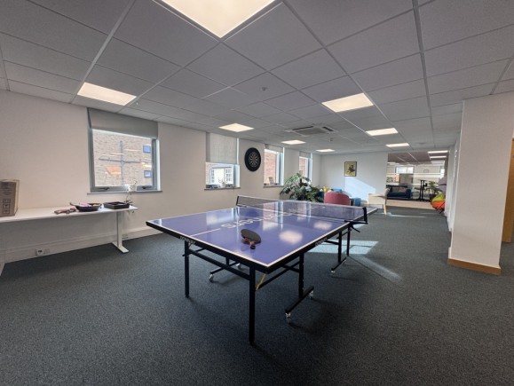 993fbfa3 7cc9 4eae 98cc c22343e6bc9a_web