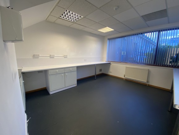 1173f3d0 e3c4 45c0 8c77 19a337378d94_web