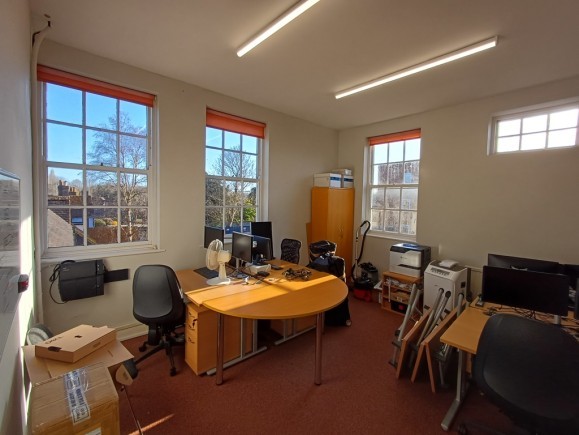 b2f8588f 4451 47d4 ac24 c18c159919c5_web