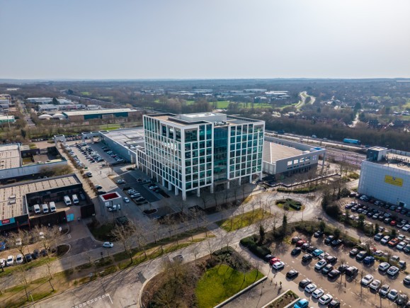 94c66eef ceff 4690 994c ae60a79bbab8_web