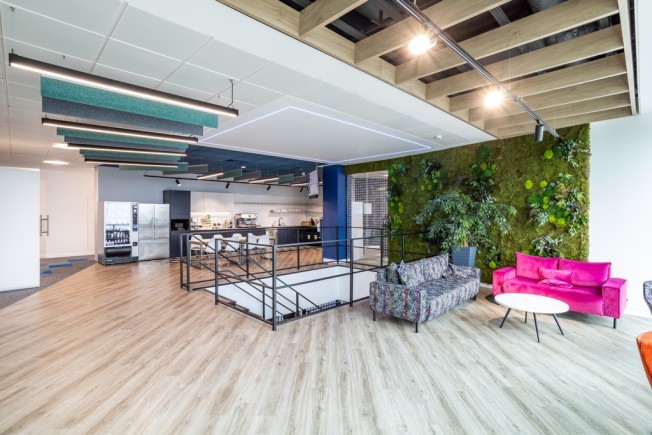 fa9faad9 5044 43a1 9936 22381cafafc0_web