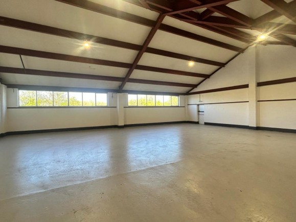 281b0442 4886 4407 9e7e 03d9083b5079_web