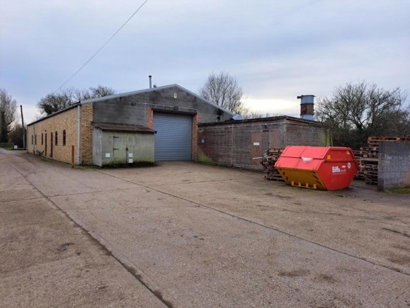 b9cf79eb ae42 4f65 a2cc 6658a382a8b4_web