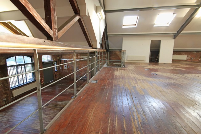 9371edab 00df 4135 8b44 37f7aab4ab13