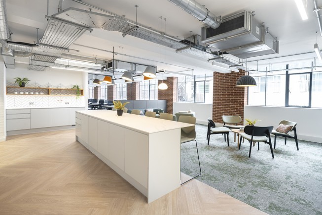 5b5b2de7 566d 4ec2 a4c3 d17c2e93ecc3