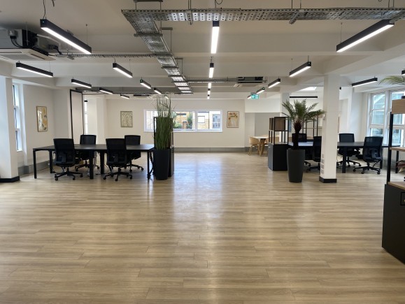 20ac2598 dc18 416f 94c1 7f3914b0dfd9