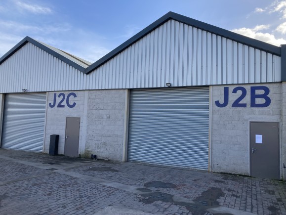 a5de8925 9633 443d 8ef8 74c4b3a80573_web