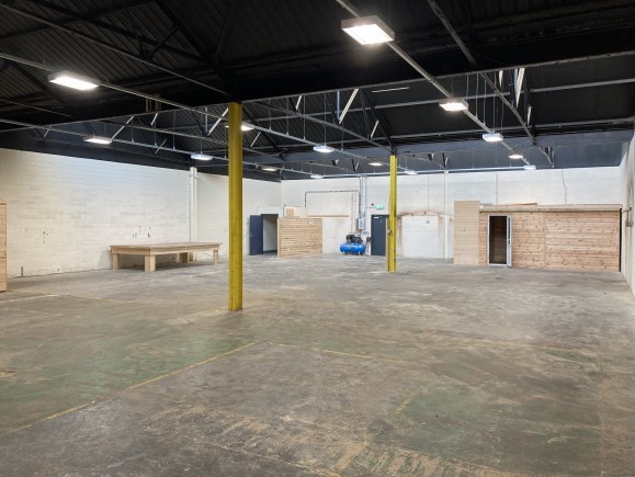 c867ec1c 03b7 4050 840c eff710d746ed_web