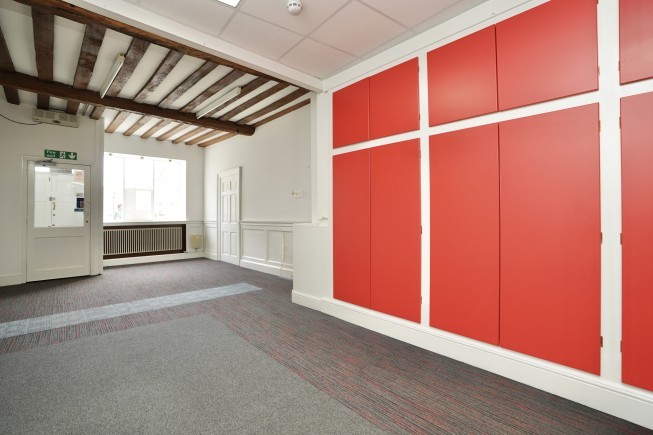 3512c064 1b8b 4579 9c93 f5cb3e65302e