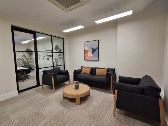 804db995 a76b 4378 8cb9 398eec3e1a58