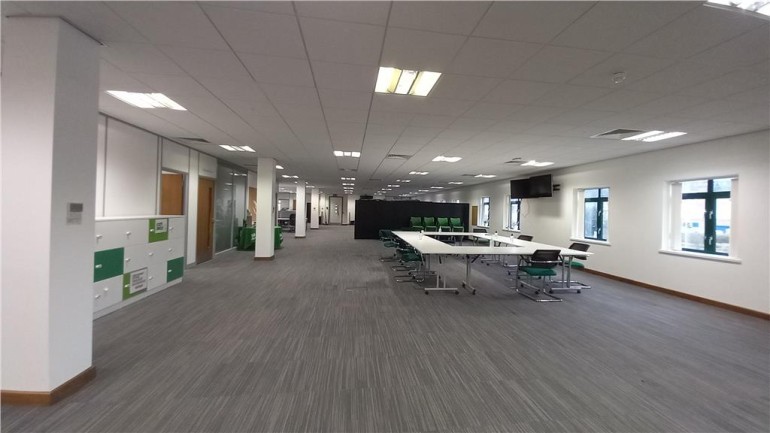 127c0e72 474c 42d4 88f1 1f858bfc27b0_web