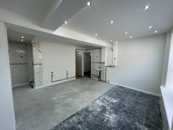 53233074 f2c6 47d2 9b7a 2d1fe53dc4fd_web