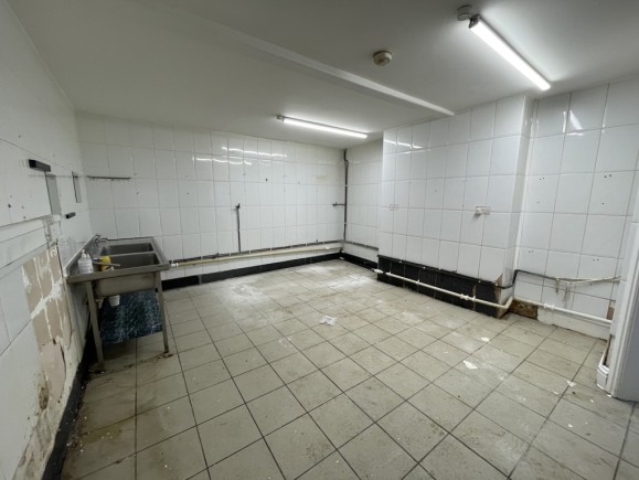 c8241f6e aecf 409e 80eb f7569ad8c718_web