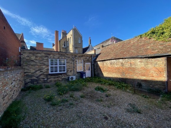 8e217a80 c3f5 4e2c a5ca 72383fe5d60b