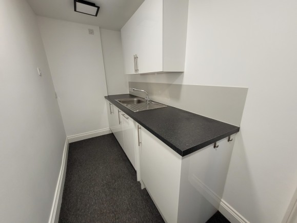 2197c185 47fa 4bb0 9eab 7efe6fb035fb_web