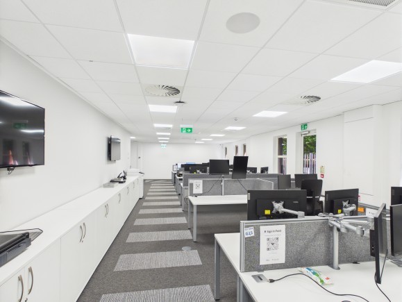 8de98fb4 40a4 4086 8325 ea7b07114826