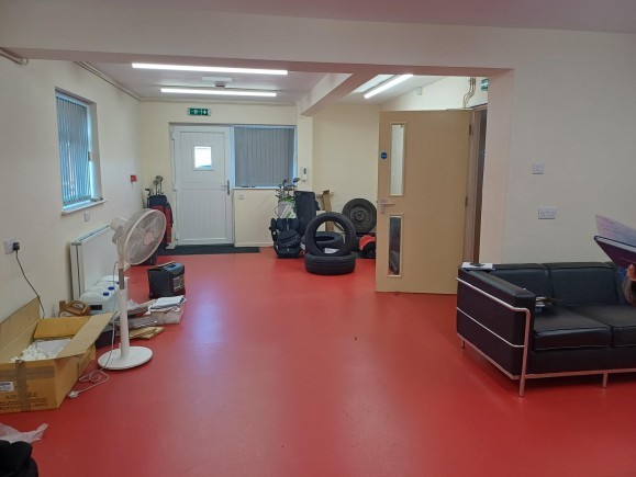 fda79d26 e23b 46e2 a43b 9d827a83db04