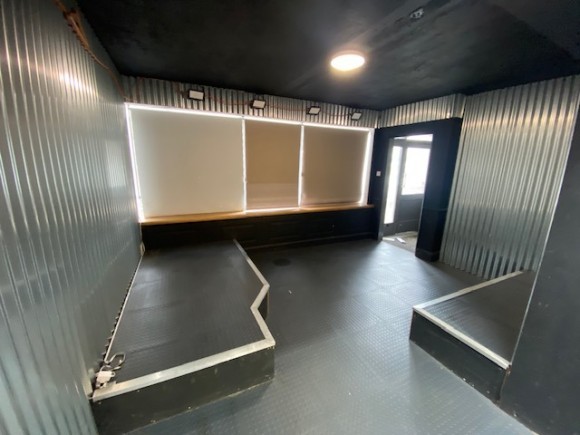 4cd02610 3501 4b5d b8e3 167fa494a153