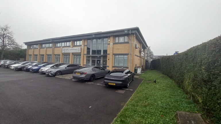 16420aaa 8c3f 42a2 8448 246c1fb17e1d