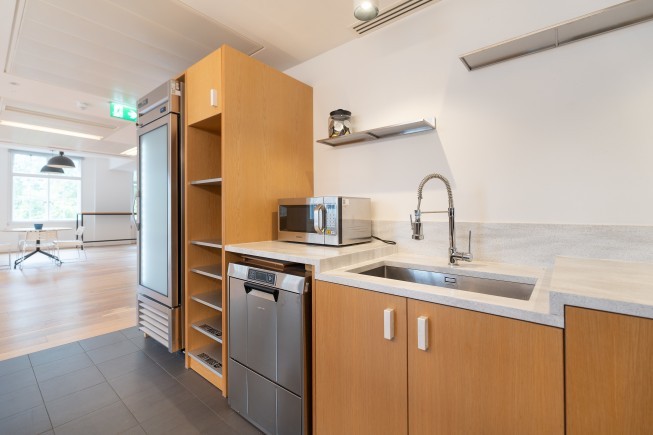 01a41e25 7b36 4be6 bff7 9db0c95fafbc