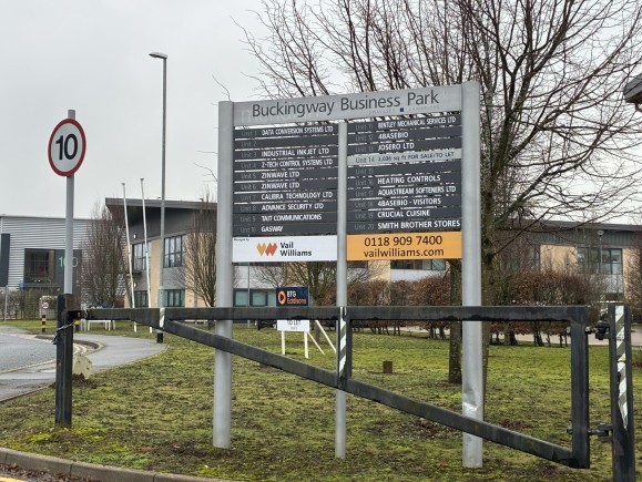 fead9334 aed3 4453 b6fe ac77360bcdb6