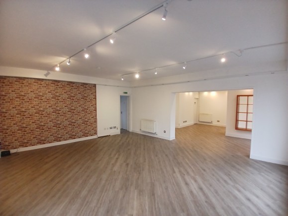 c9c2b818 45f6 4a20 b520 2ba3c9d258f9_web