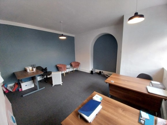 7afaf181 92f5 43a9 8b23 4f02b7626cbb_web