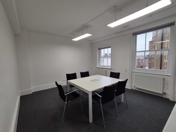 2011e9b2 5181 4074 a396 05b8eca50346_web