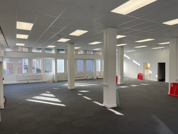 4ed8fe17 3a25 45ca 9d3e c919b954d83d_web