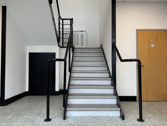 09e60c4c a2f5 4cad b9cf 2981b8a61dfa_web