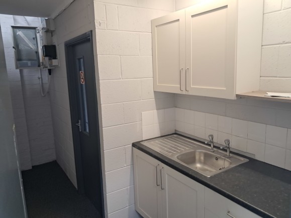 699761b8 1b11 4fdc b6dd 32a0ee42c33b_web