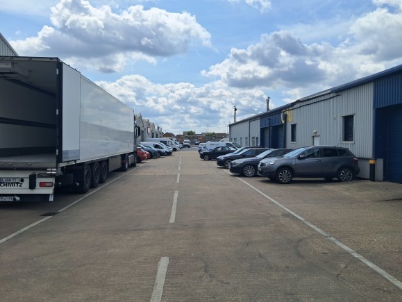 ec426586 5275 4a34 80c8 6dec75c13e89