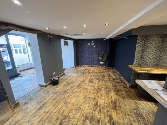 b48cab06 b738 44e8 823e beaf27cf1e56_web