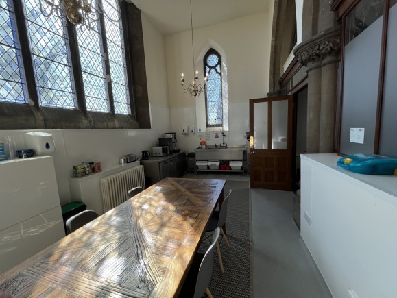 ff414637 1467 4e80 ad69 d253dd2d9b3d_web