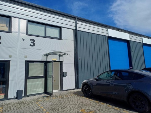 a205d1f3 c58c 4852 87d9 9448c4a4ad03_web